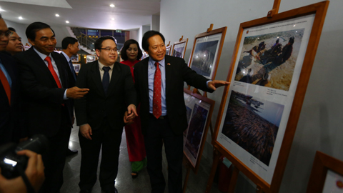 Triển lãm ảnh, phim phóng sự tài liệu về ASEAN tại Ninh Bình