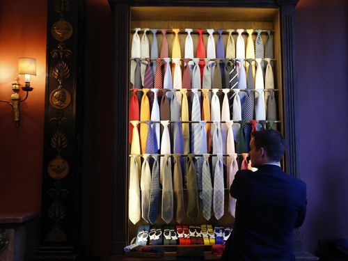 Cà vạt, phụ kiện không thể thiếu của nam giới