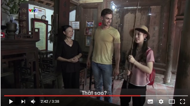 'Bàn thờ', 'hương khói' trong tiếng Anh là gì?