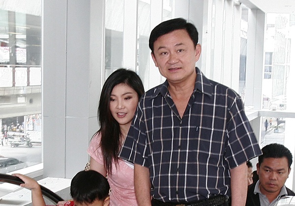 Cựu Thủ tướng Thaksin bất ngờ phá vỡ im lặng