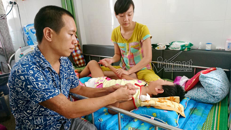Bé 6 tuổi bị teo não: BV Nhi Thanh Hóa nói làm đúng quy trình
