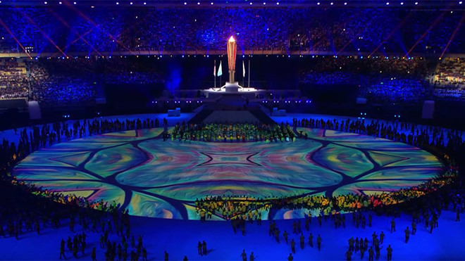 Bế mạc SEA Games 29: Đại nhạc hội, ánh sáng và lung linh sắc màu