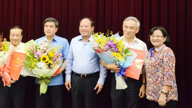 TP.HCM chấp thuận cho 2 cán bộ thôi việc theo nguyện vọng