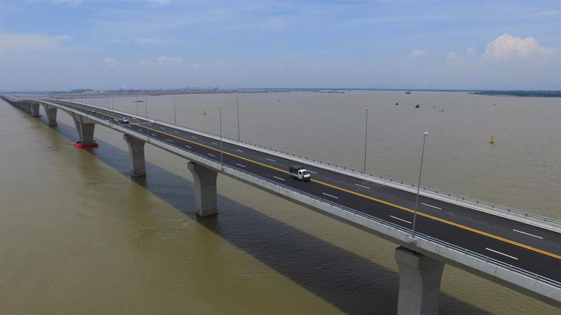 Khánh thành cầu vượt biển dài nhất Việt Nam