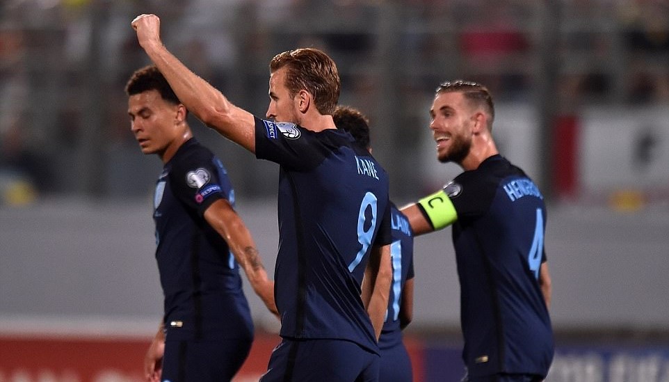 Harry Kane lập cú đúp, tuyển Anh thắng 