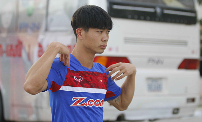 Quân bầu Đức “mất số” ở tuyển Việt Nam