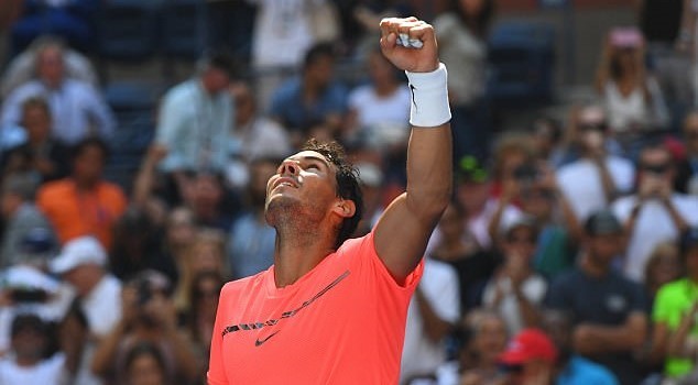 Rafael Nadal lấy vé tứ kết US Open như đi dạo