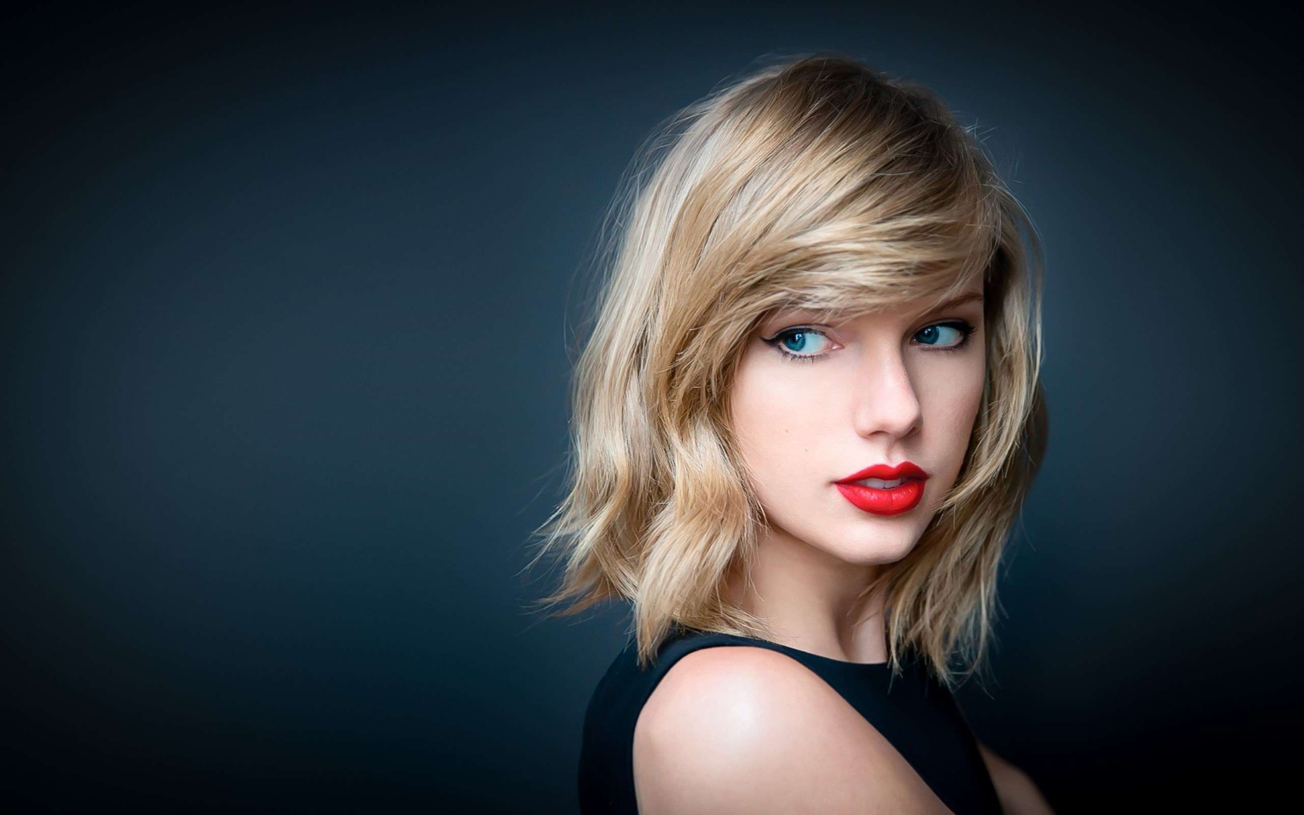 Taylor Swift: Vừa đánh bật 'Despacito', vừa thống trị nhạc Việt