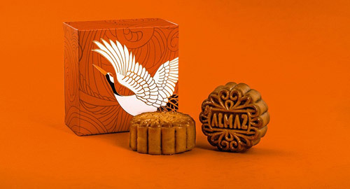 Bánh Trung thu Almaz - rực rỡ sắc màu của tình thân
