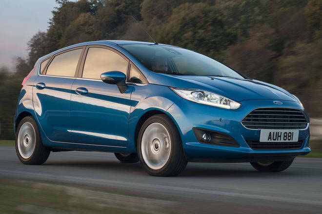 Đến lượt xe Ford giảm giá trong 'tháng cô hồn'