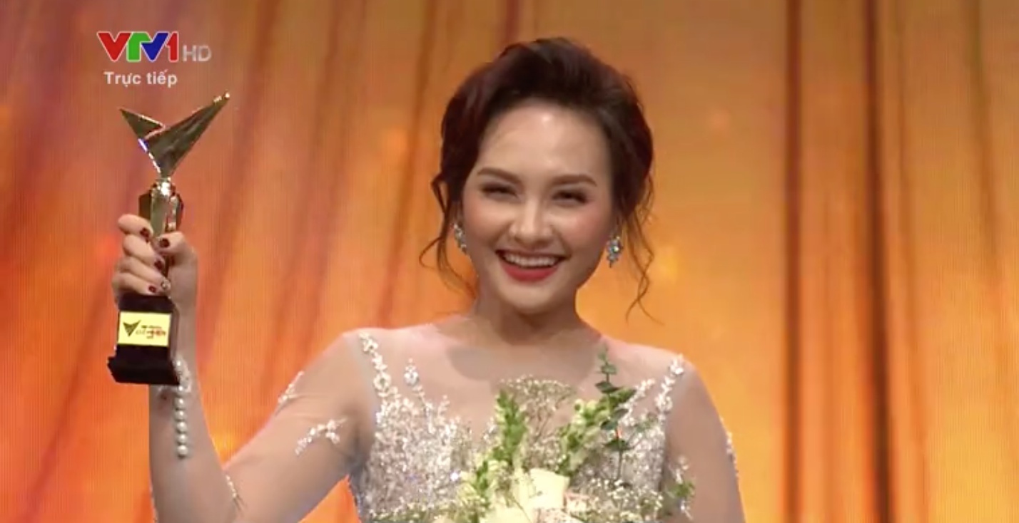NSND Hoàng Dũng, Bảo Thanh thắng lớn ở giải VTV Awards 2017