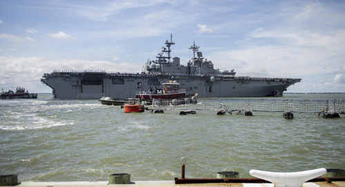 Quân đội Mỹ nhận lệnh bắn hạ tên lửa Triều Tiên, tàu đổ bộ tấn công lên đường