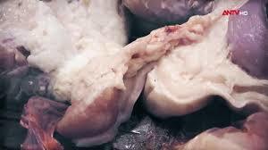 Sự thật kinh hoàng về loại thịt lợn đông lạnh muốn bao nhiêu cũng có