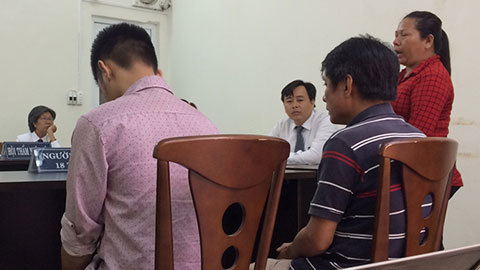 Cậu trai giết người tình đồng tính vì phê ma túy