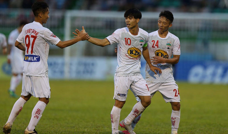 HAGL hạ Than Quảng Ninh, Hà Nội áp sát Thanh Hóa