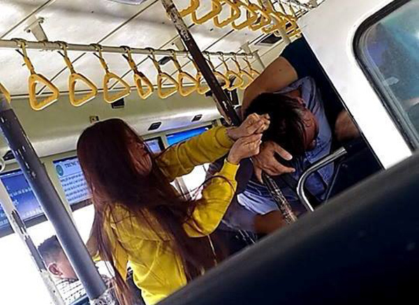 Không sa thải nhân viên xe buýt ẩu đả với khách ở Sài Gòn