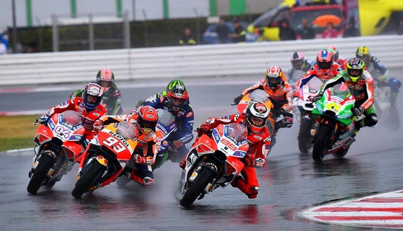 Những khoảnh khắc ấn tượng nhất chặng San Marino Moto GP 2017