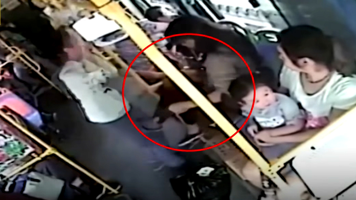 10 clip 'nóng': Thiếu nữ tung cước vì bị người đàn ông