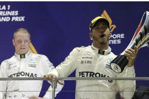 Lewis Hamilton vô địch Singapore GP 2017
