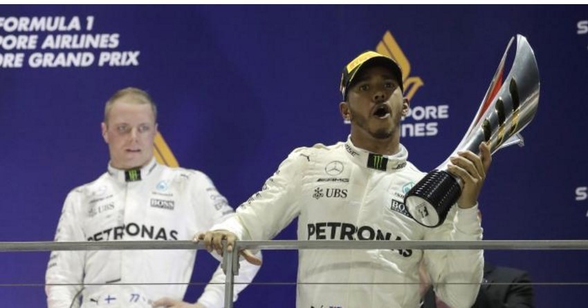 Hamilton vô địch Singapore GP sau trận 