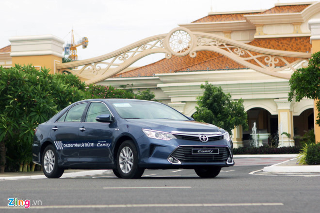 Người Việt ngày càng 'chán' ô tô Toyota Camry, Honda Accord