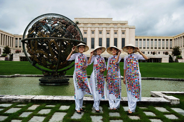Rực rỡ sắc màu thời trang Việt ở Trụ sở Liên hiệp quốc tại Geneve