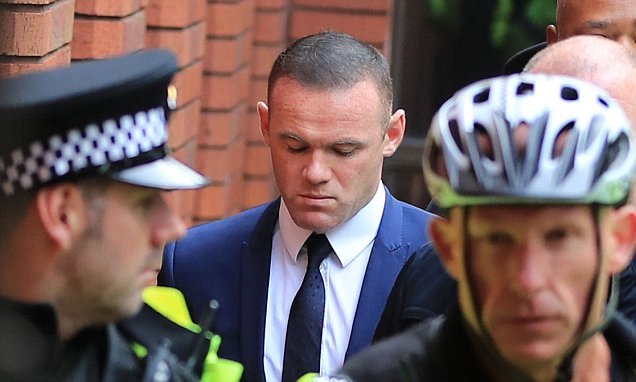 Say xỉn lái xe, Rooney nhận án nặng không tưởng