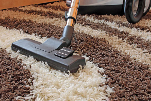 Mẹo làm sạch thảm trải sàn nhanh chóng