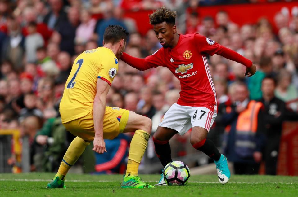 Sao trẻ hay nhất học viện định đào tẩu khỏi MU