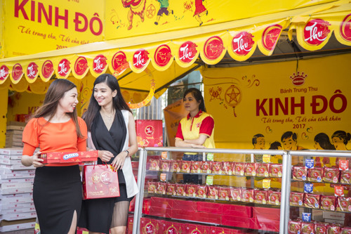 Bánh Trung thu vào mùa, thương hiệu lớn vẫn giữ thị phần