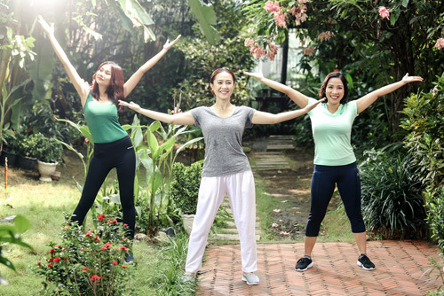 '5 phút mỗi ngày' của Thanh Hằng, Mỹ Linh đốn tim khán giả
