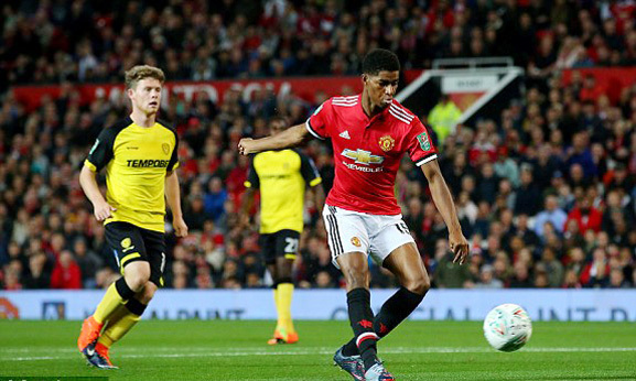 Rashford và Martial bùng nổ, MU đại thắng cúp Liên đoàn