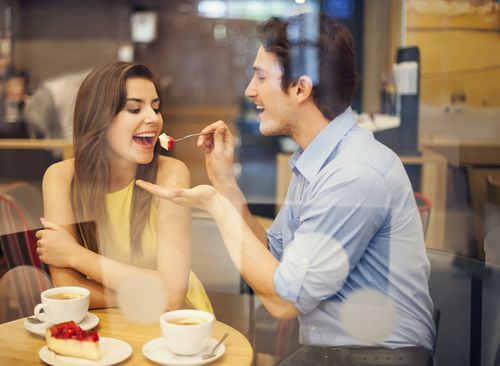 Làm sao để người đàn ông của mình quên được bạn gái cũ?