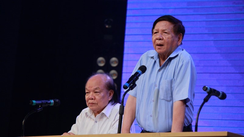 Đưa quyền phế truất hiệu trưởng của hội đồng trường vào luật