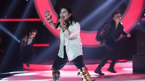 Màn trình diễn xuất sắc hóa thân Michael Jackson của bé Thiên Phúc: