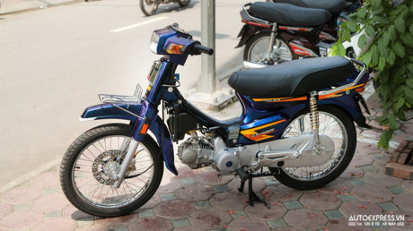 Dân chơi Hà Nội độ Honda Dream Thái 50 triệu đồng