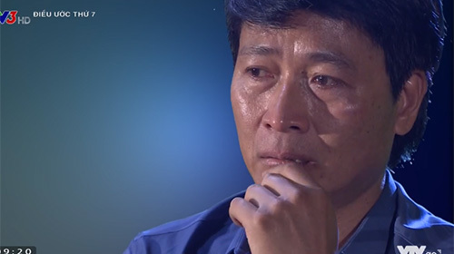 Quốc Tuấn kể chuyện chết lặng vì con trai phải cưa hộp sọ