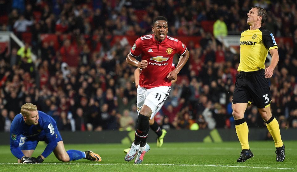 Martial tột đỉnh thăng hoa, Mourinho nói lời