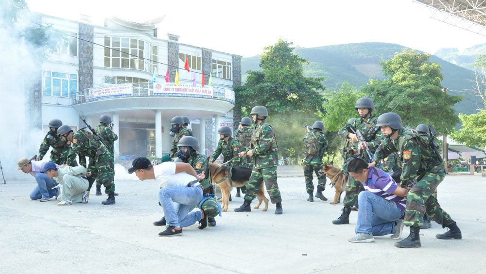 Việt-Trung diễn tập liên hợp chống tội phạm xuyên biên giới