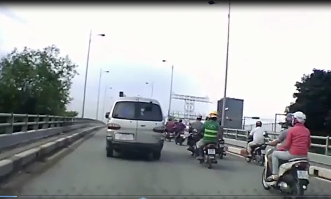 Khi thần chết đi vắng...