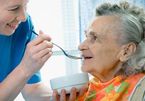Nguyên nhân và dấu hiệu suy dinh dưỡng ở người già