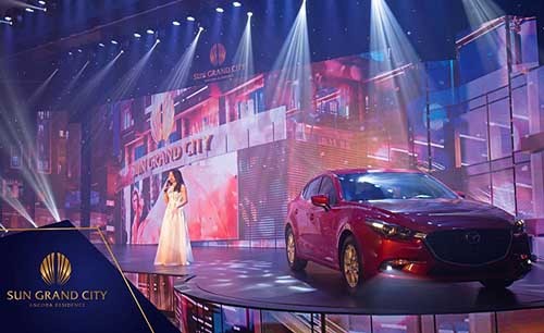 Cư dân Ancora Residence trúng xe Mazda từ chủ đầu tư