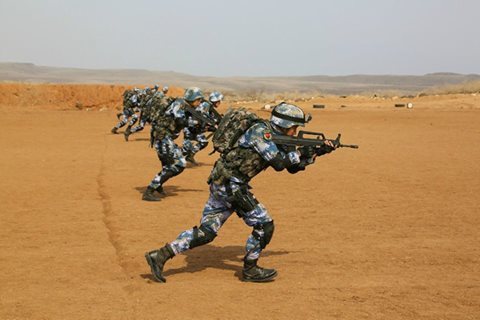 Trung Quốc tập trận bắn đạn thật tại căn cứ hải ngoại