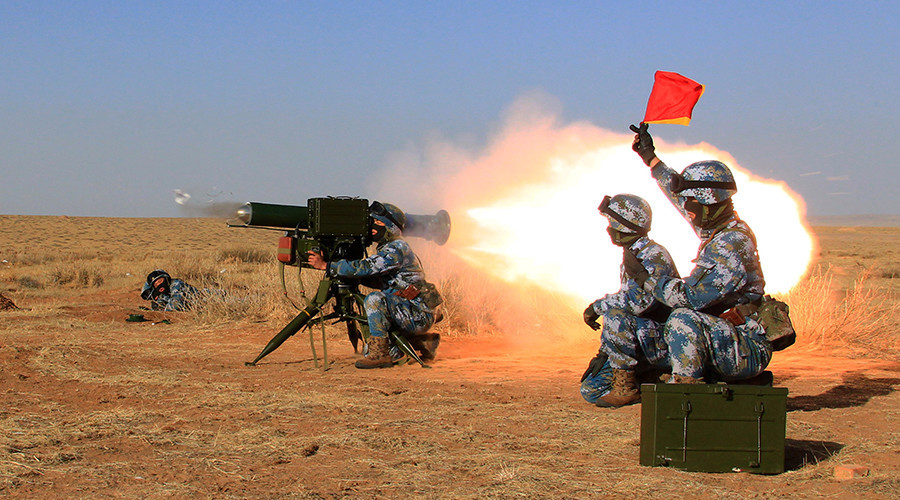 Trung Quốc tập trận bắn đạn thật tại căn cứ hải ngoại