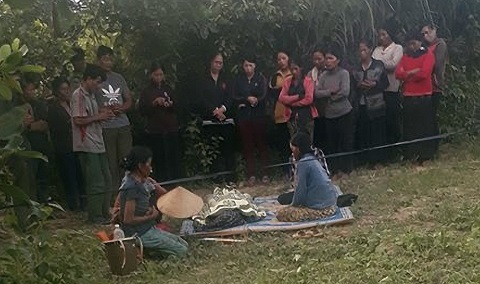 Bé gái nghi bị hiếp, giết hại dã man rồi giấu xác trong lùm cây