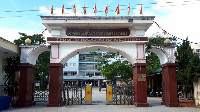 Nam điều dưỡng chết trong tư thế treo cổ ở bệnh viện