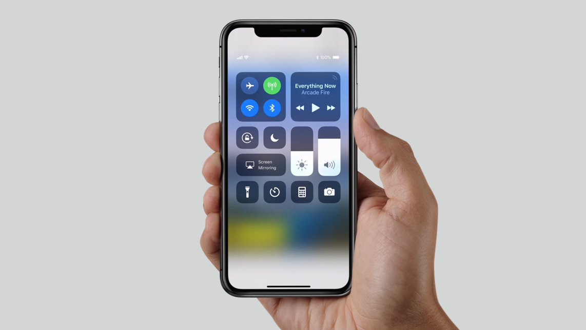 Lộ nguyên nhân khiến iPhone X chậm trễ ngày mở bán