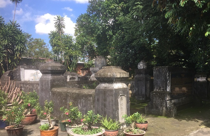 Kỳ bí lăng mộ cổ: Nấm mộ hình voi phục giữa thành phố Biên Hòa