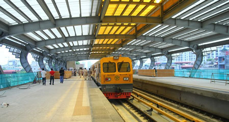 Chạy thử tàu đường sắt trên cao Cát Linh - Hà Đông