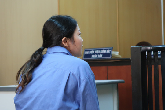 Nhận 'quà' triệu USD từ trai tây, người phụ nữ bị lừa 2,7 tỷ